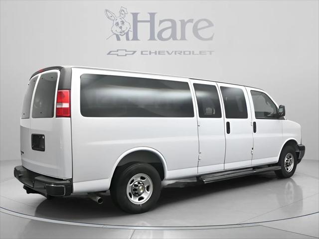 2025 Chevrolet Express Passenger RWD 3500 Extended Wheelbase LT