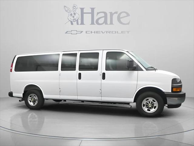 2025 Chevrolet Express Passenger RWD 3500 Extended Wheelbase LT