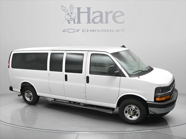 2025 Chevrolet Express Passenger RWD 3500 Extended Wheelbase LT