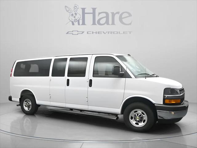 2025 Chevrolet Express Passenger RWD 3500 Extended Wheelbase LT