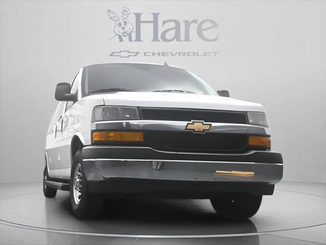 2025 Chevrolet Express Passenger RWD 3500 Extended Wheelbase LT