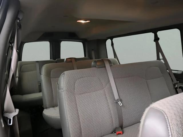 2025 Chevrolet Express Passenger RWD 3500 Extended Wheelbase LT
