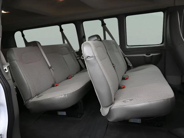 2025 Chevrolet Express Passenger RWD 3500 Extended Wheelbase LT