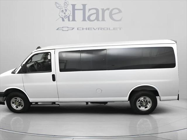2025 Chevrolet Express Passenger RWD 3500 Extended Wheelbase LT