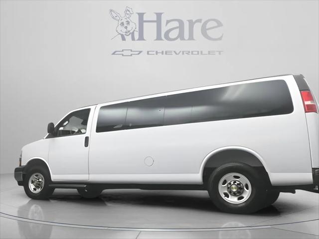 2025 Chevrolet Express Passenger RWD 3500 Extended Wheelbase LT