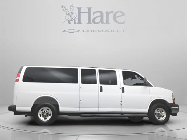 2025 Chevrolet Express Passenger RWD 3500 Extended Wheelbase LT