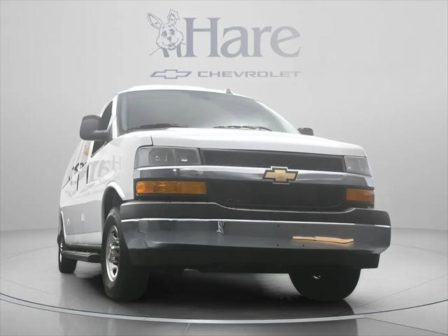 2025 Chevrolet Express Passenger RWD 3500 Extended Wheelbase LT