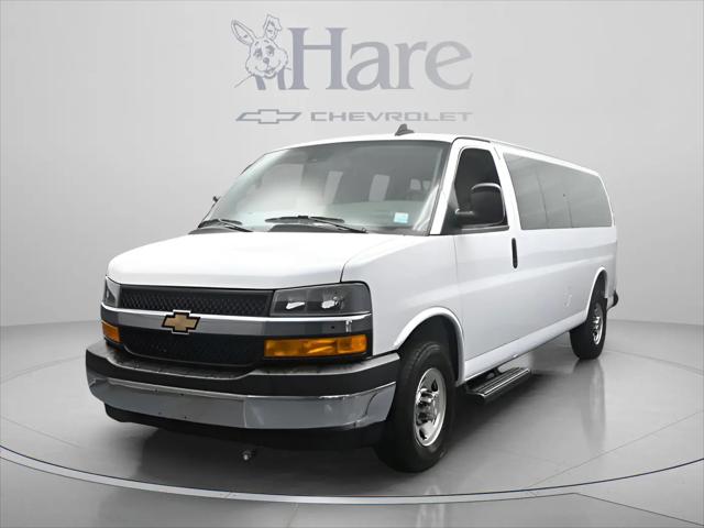 2025 Chevrolet Express Passenger RWD 3500 Extended Wheelbase LT