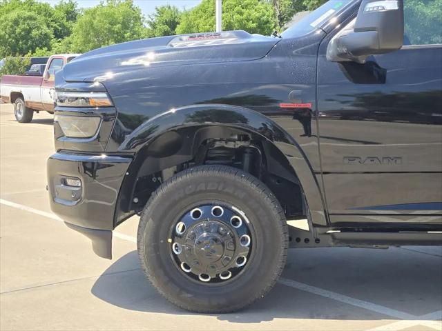 2026 Ram 3500 Limited Crew Cab 4x4 8' Box