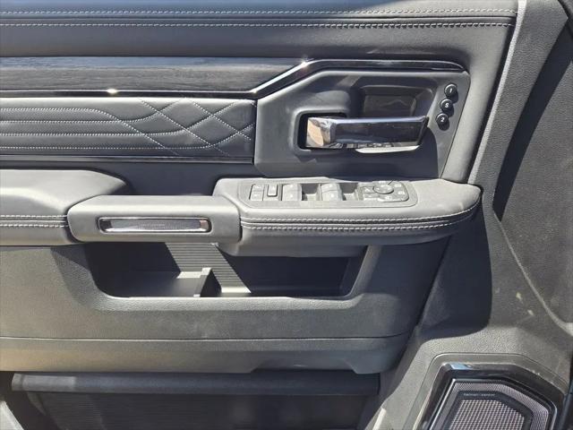 2026 Ram 3500 Limited Crew Cab 4x4 8' Box