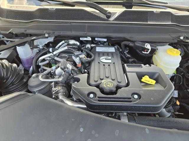 2026 Ram 3500 Limited Crew Cab 4x4 8' Box