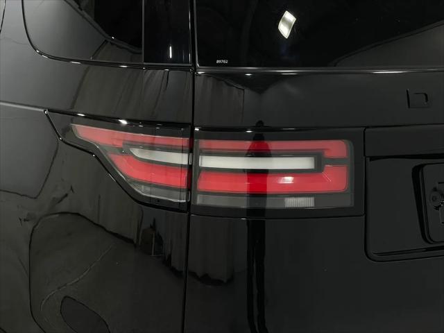 2020 Land Rover Discovery Landmark Edition