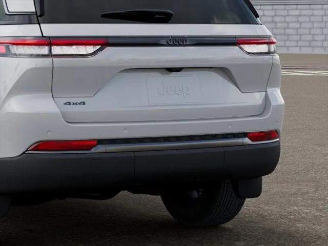 2026 Jeep Grand Cherokee Altitude 4x4