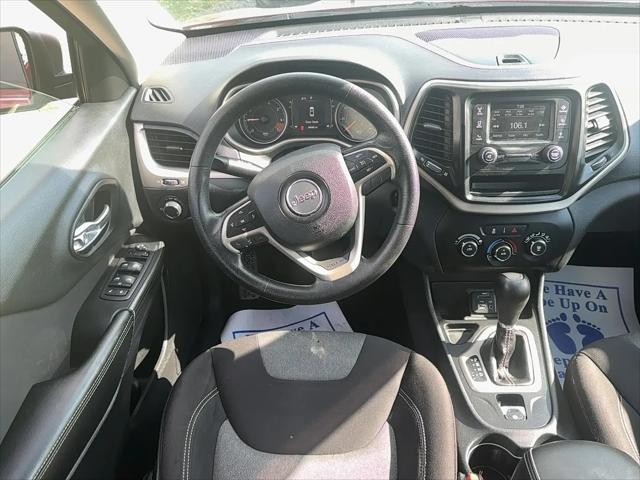 2015 Jeep Cherokee Sport