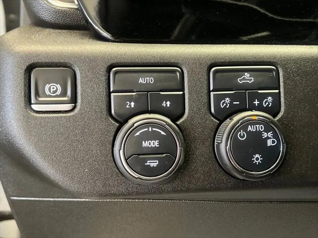 2025 Chevrolet Silverado 1500 4WD Double Cab Standard Bed LT with 2FT