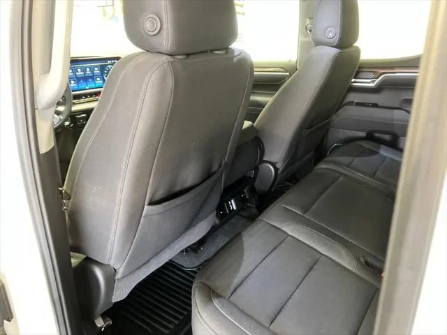2025 Chevrolet Silverado 1500 4WD Double Cab Standard Bed LT with 2FT