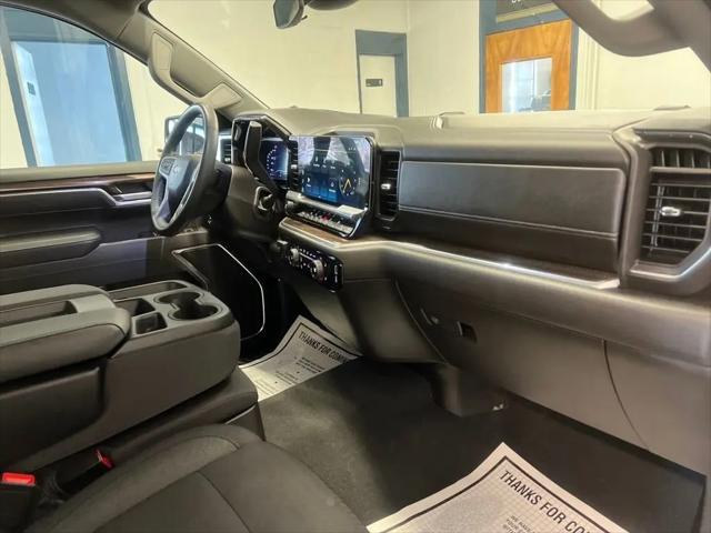 2025 Chevrolet Silverado 1500 4WD Double Cab Standard Bed LT with 2FT