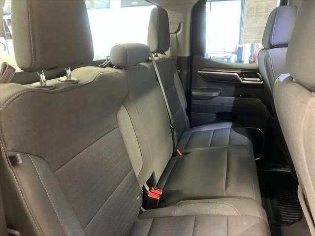 2025 Chevrolet Silverado 1500 4WD Double Cab Standard Bed LT with 2FT