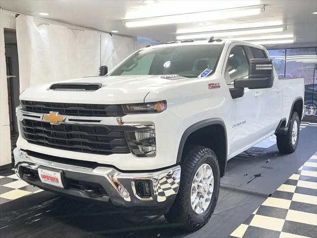2024 Chevrolet Silverado 2500HD 4WD Crew Cab Standard Bed LT