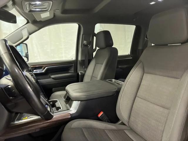 2024 Chevrolet Silverado 2500HD 4WD Crew Cab Standard Bed LT