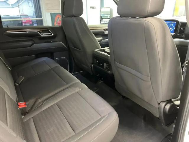 2024 Chevrolet Silverado 2500HD 4WD Crew Cab Standard Bed LT