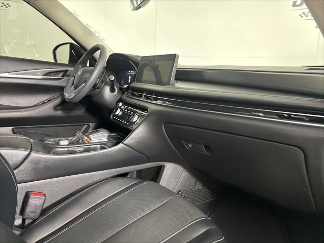 2023 INFINITI QX60 LUXE AWD