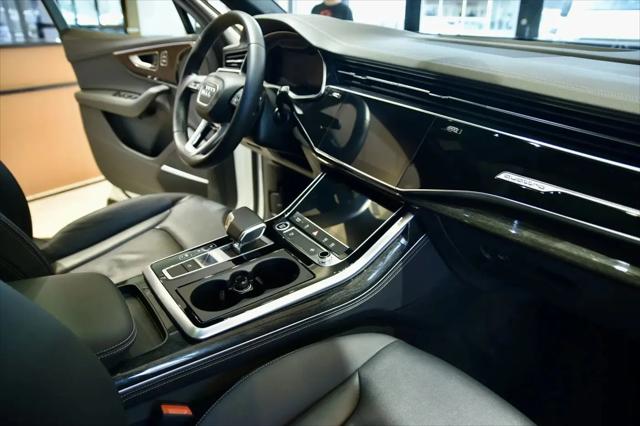 2025 Audi Q7 Premium Plus 55 TFSI quattro Tiptronic