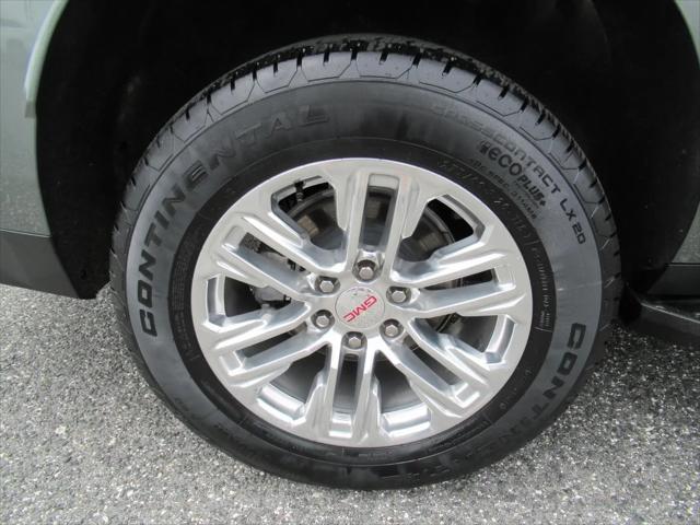 2024 GMC Yukon XL 4WD SLT
