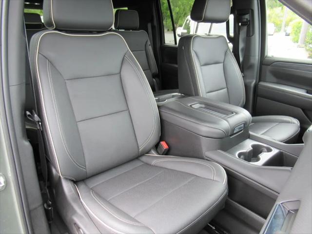 2024 GMC Yukon XL 4WD SLT