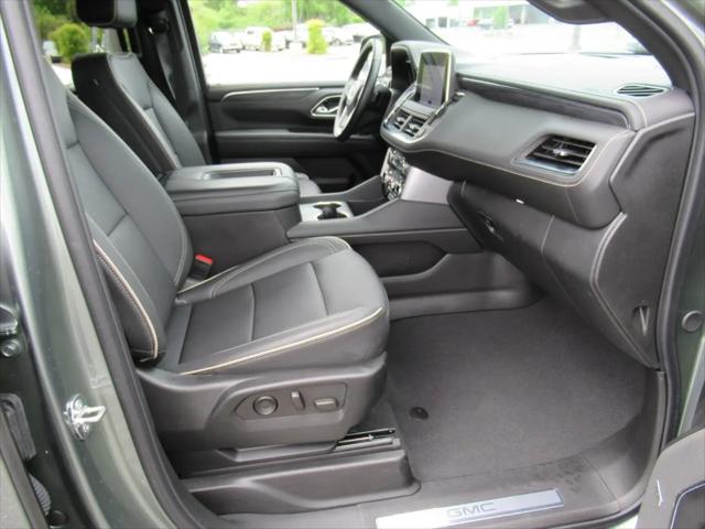 2024 GMC Yukon XL 4WD SLT