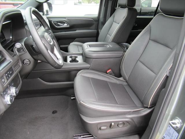 2024 GMC Yukon XL 4WD SLT