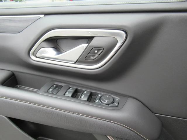 2024 GMC Yukon XL 4WD SLT