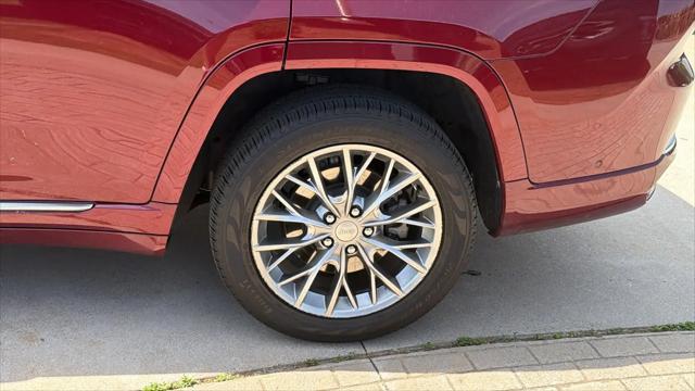 2025 Jeep Grand Cherokee L Summit 4x4