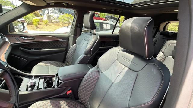 2025 Jeep Grand Cherokee L Summit 4x4