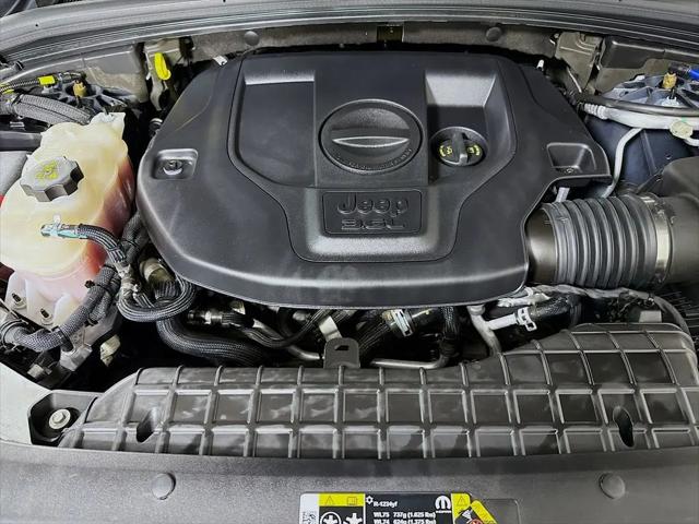 2023 Jeep Grand Cherokee Overland 4x4