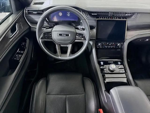 2023 Jeep Grand Cherokee Overland 4x4