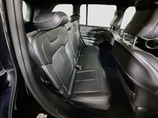 2023 Jeep Grand Cherokee Overland 4x4
