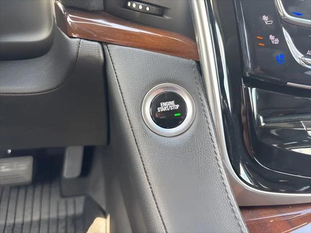 2020 Cadillac Escalade 4WD Luxury