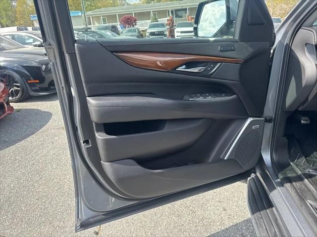 2020 Cadillac Escalade 4WD Luxury