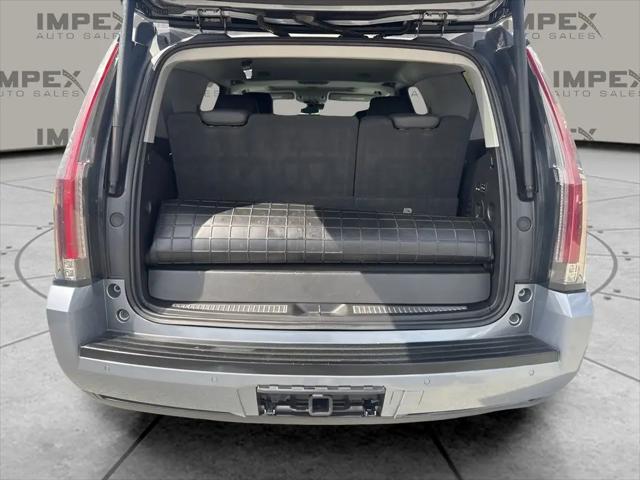 2020 Cadillac Escalade 4WD Luxury