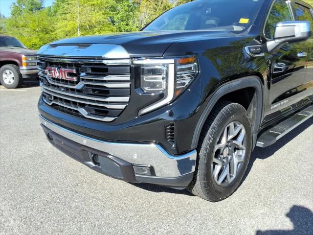 2022 GMC Sierra 1500 4WD Crew Cab Short Box SLT