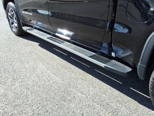 2022 GMC Sierra 1500 4WD Crew Cab Short Box SLT