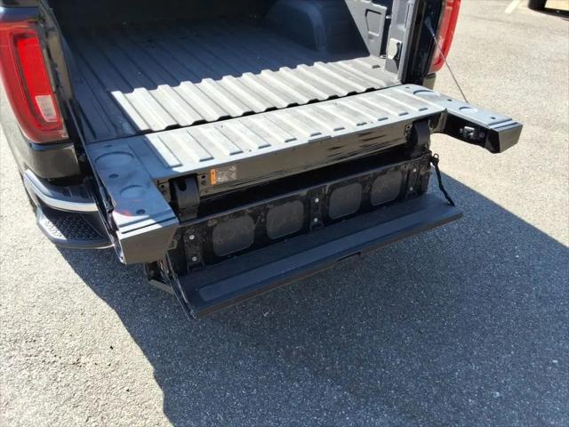 2022 GMC Sierra 1500 4WD Crew Cab Short Box SLT