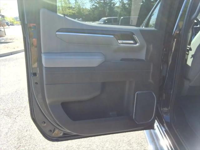 2022 GMC Sierra 1500 4WD Crew Cab Short Box SLT