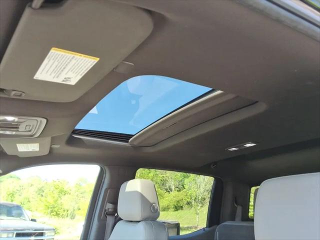 2022 GMC Sierra 1500 4WD Crew Cab Short Box SLT