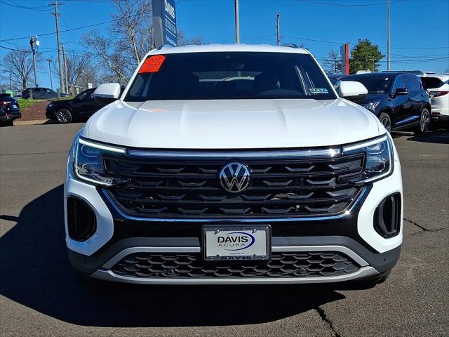 2025 Volkswagen Atlas Cross Sport 2.0T SE w/Technology
