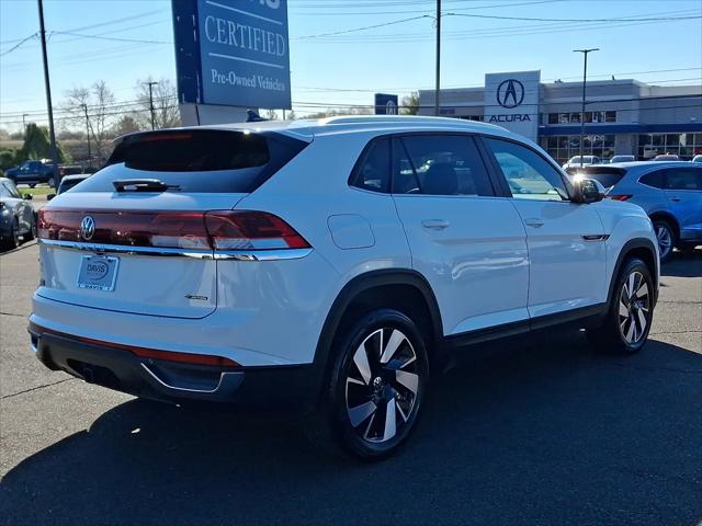 2025 Volkswagen Atlas Cross Sport 2.0T SE w/Technology