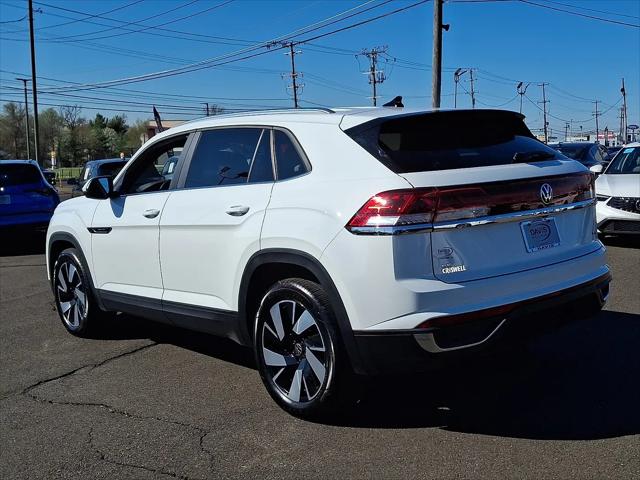 2025 Volkswagen Atlas Cross Sport 2.0T SE w/Technology