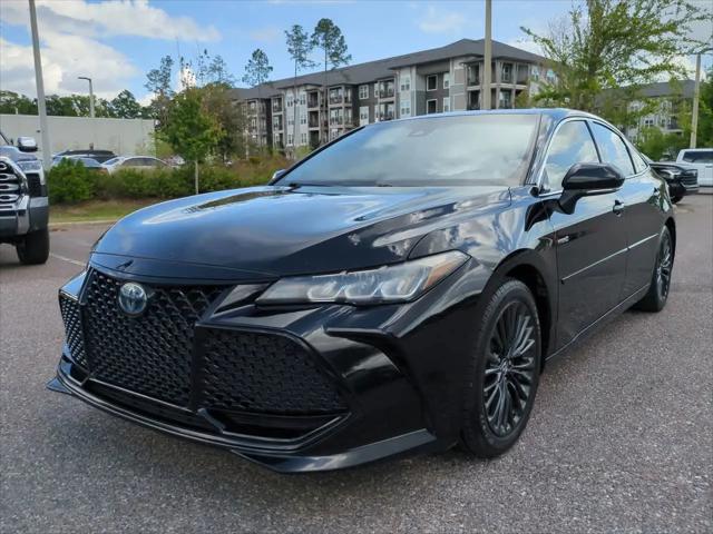 2019 Toyota Avalon Hybrid XSE