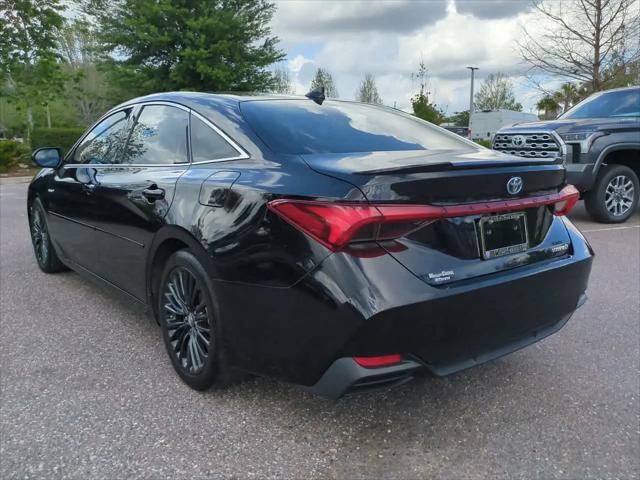 2019 Toyota Avalon Hybrid XSE